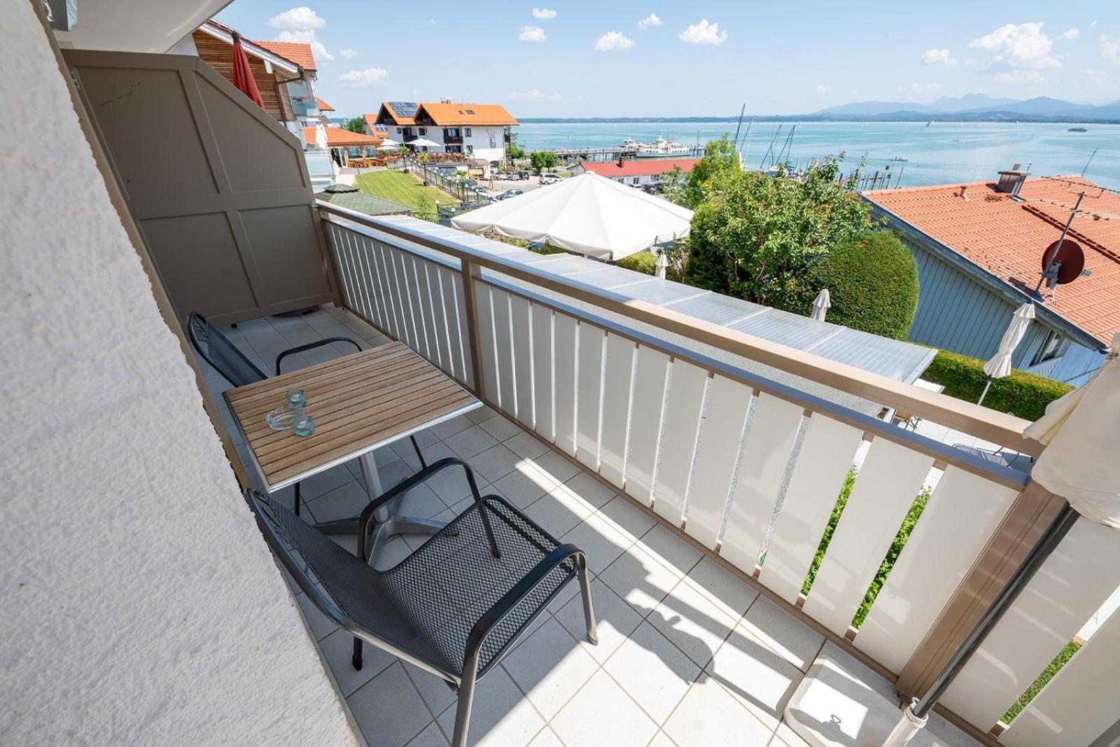 Chiemseestern Vacation & Recreation "Adults Only" เกอชตัดท์ อัม คิมซี ห้อง รูปภาพ